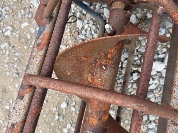 harvest-international-t1032-image-10