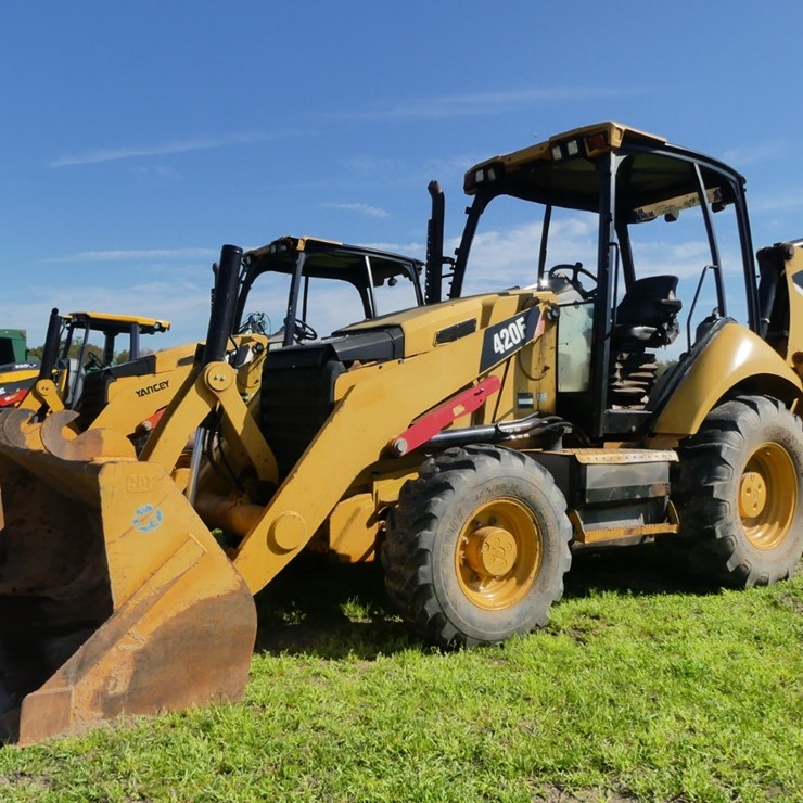 2015 CATERPILLAR 420F