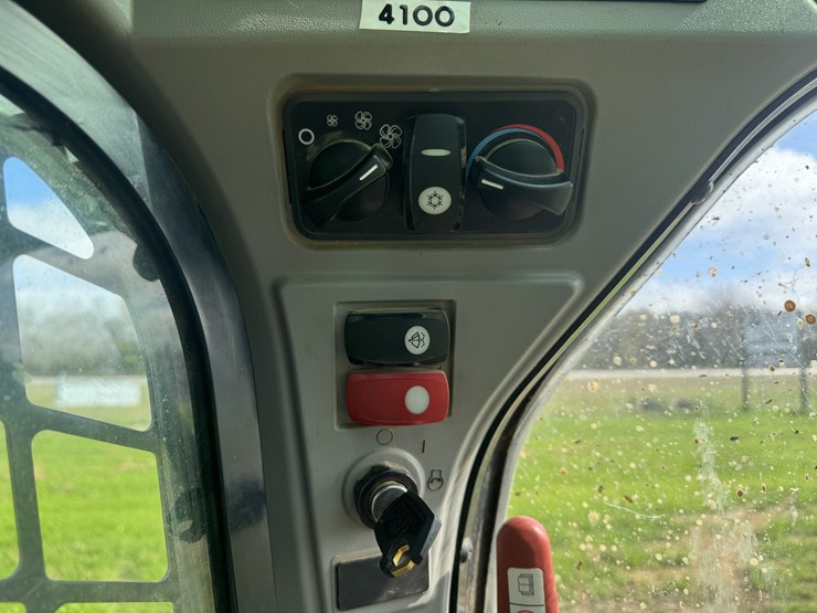 caterpillar-289d-image-12