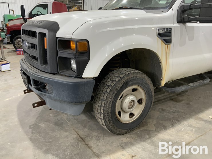 2008-ford-f250-xl-image-12