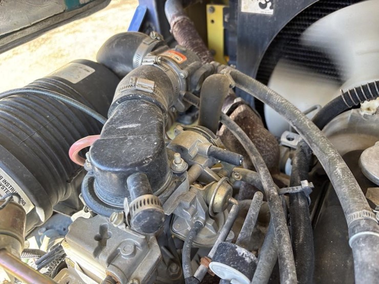 komatsu-fg25t-12-image-33