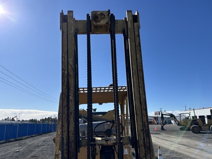 hyster-forklift-image-16