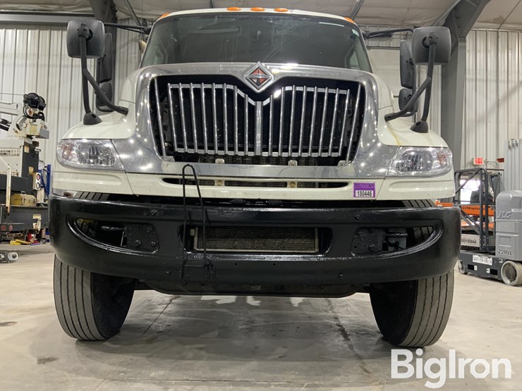 2014-international-durastar-4400-image-9