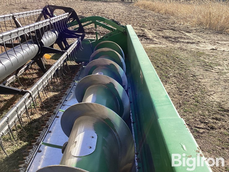 2005-john-deere-635f-image-14