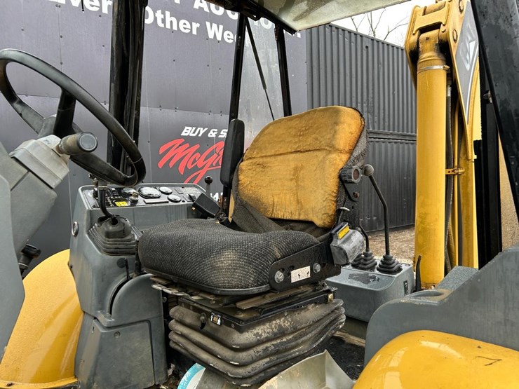 caterpillar-426c-image-19