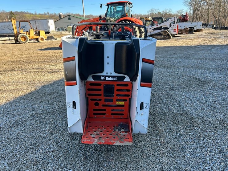 2023-bobcat-mt100-image-3