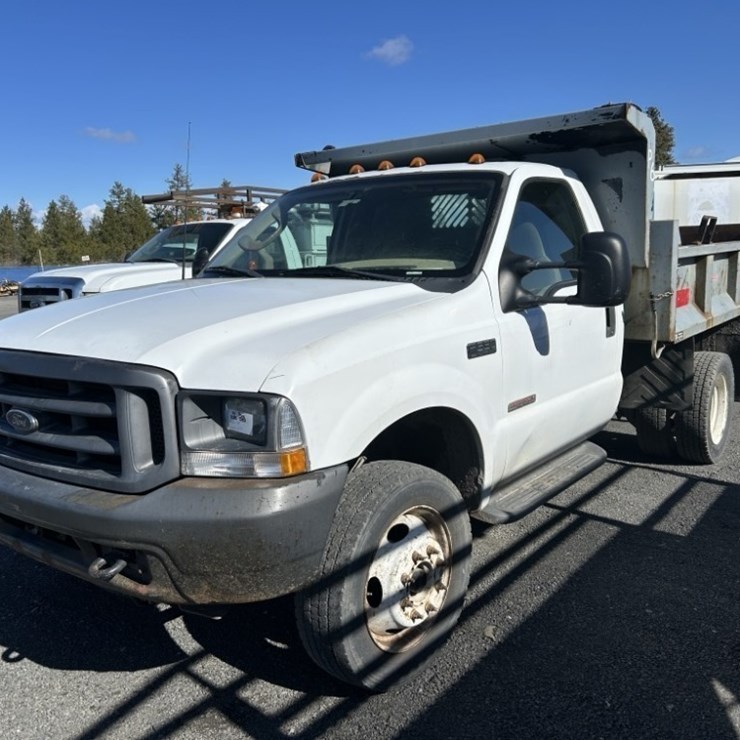 2003 FORD F550 XL SD