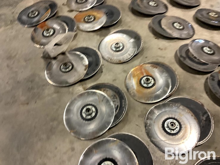 john-deere-24-image-11