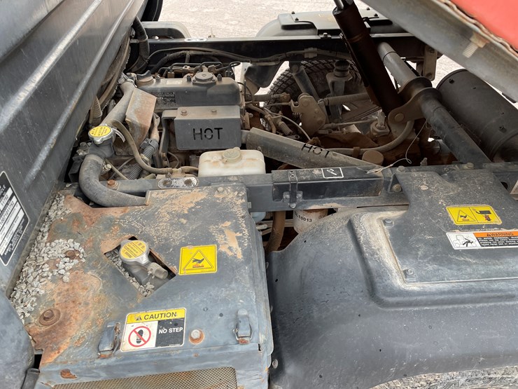 2007-kubota-rtv1100-image-74