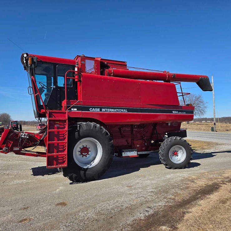 CASE IH 1644