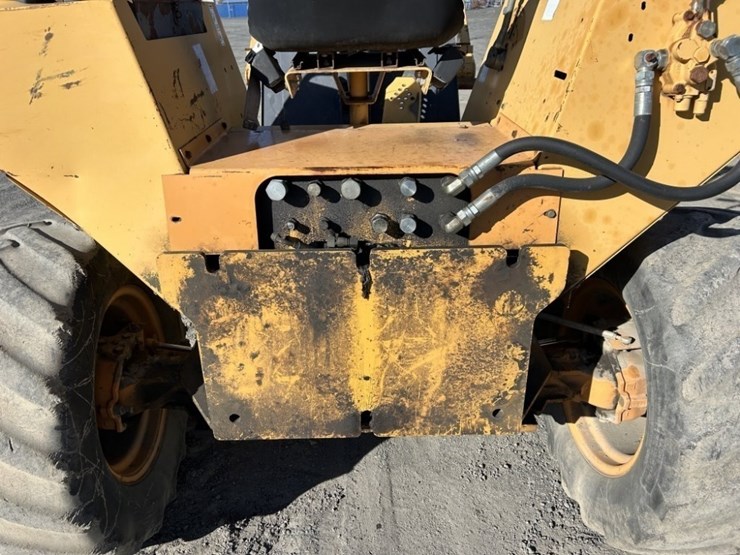 case-860-turbo-image-36