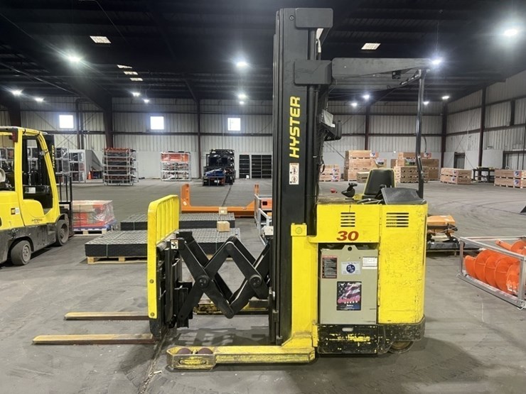 hyster-n30xmdr2-stand-up-forklift-image-5