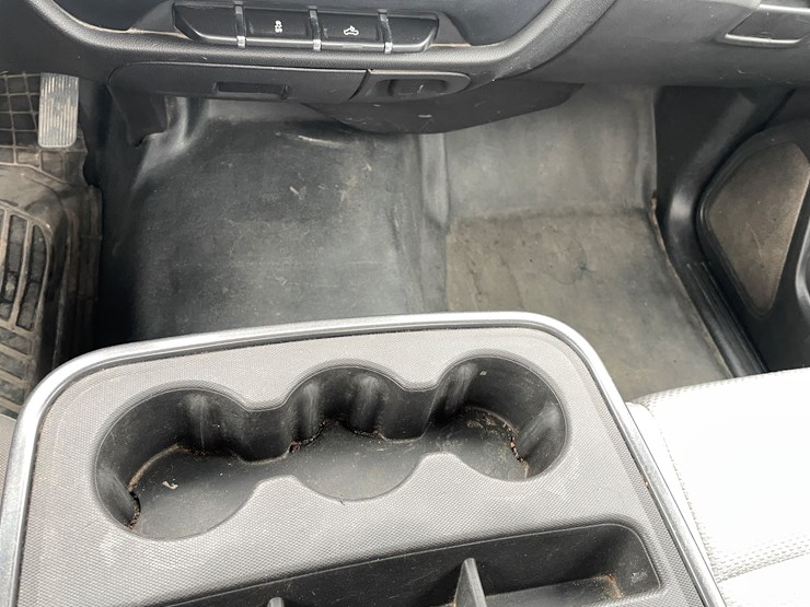 2015-chevrolet-silverado-2500-image-82