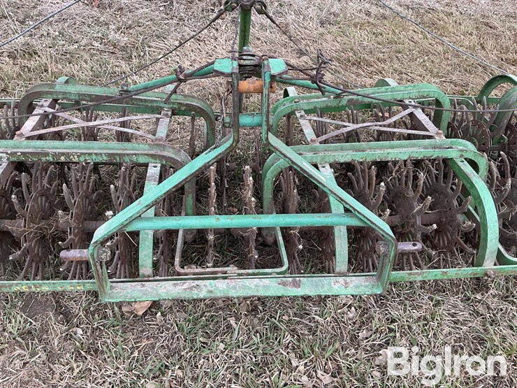 john-deere-pull-type-rotary-hoe-image-15