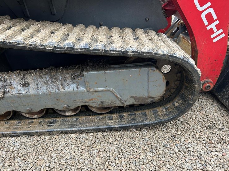 2018-takeuchi-tl12v2-image-14