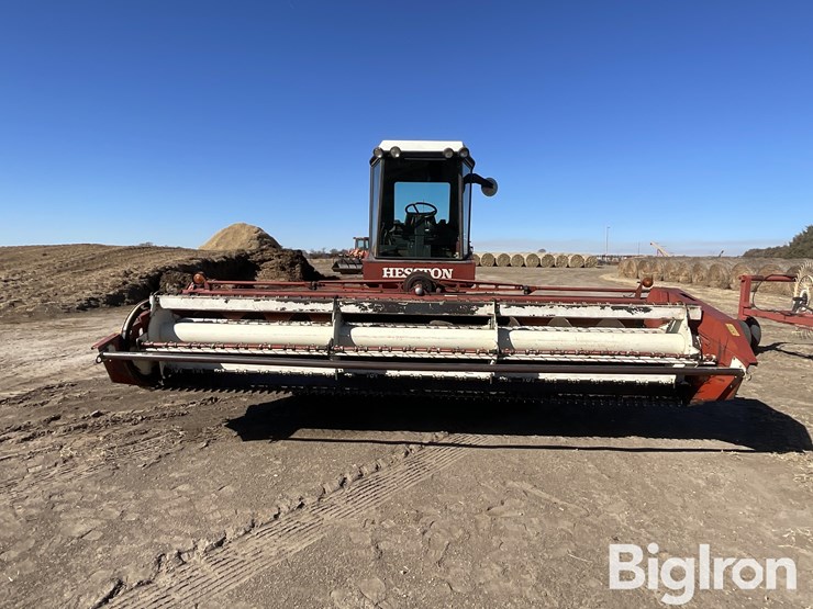 hesston-6550-image-2