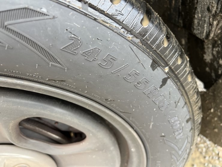 2018-ford-explorer-image-19