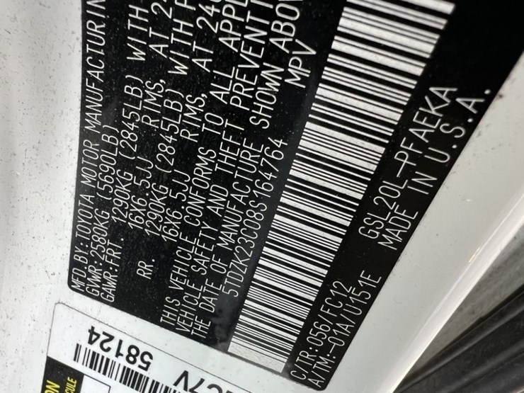 2008-toyota-sienna-le-image-11