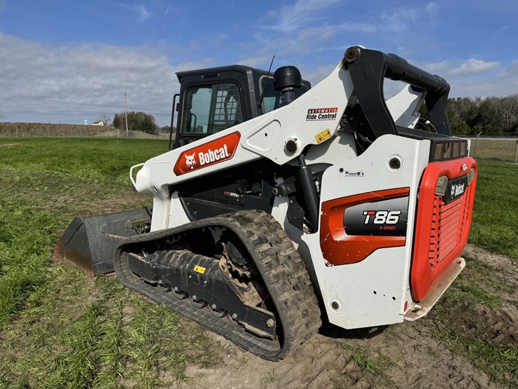 2023-bobcat-t86-image-4