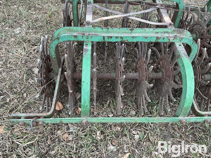 john-deere-pull-type-rotary-hoe-image-19