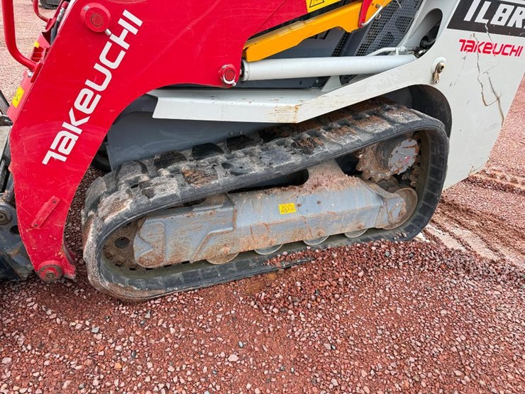 takeuchi-tl8r-image-7