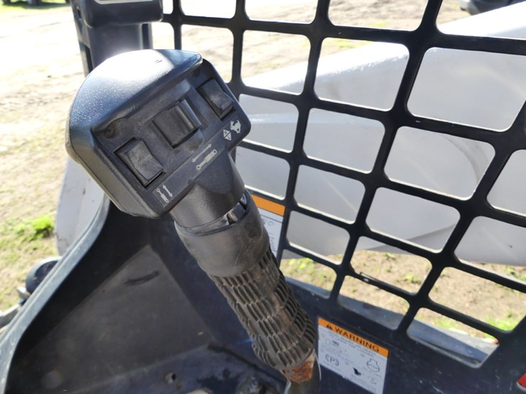 2019-bobcat-t650-image-13