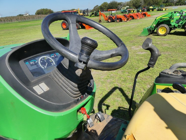 2018-john-deere-3033r-image-14