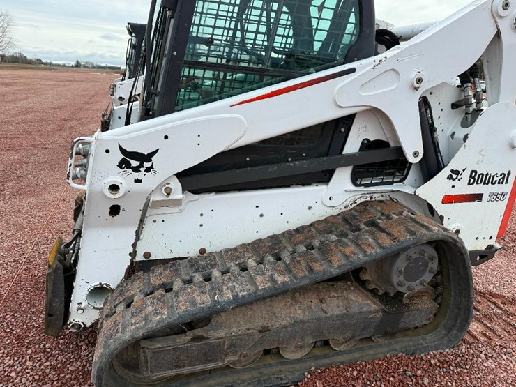 bobcat-t650-image-13
