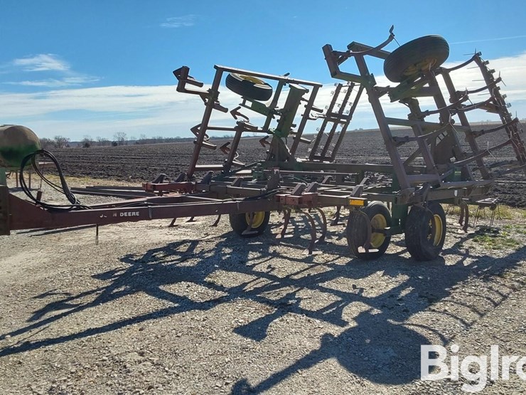 john-deere-960-image-1