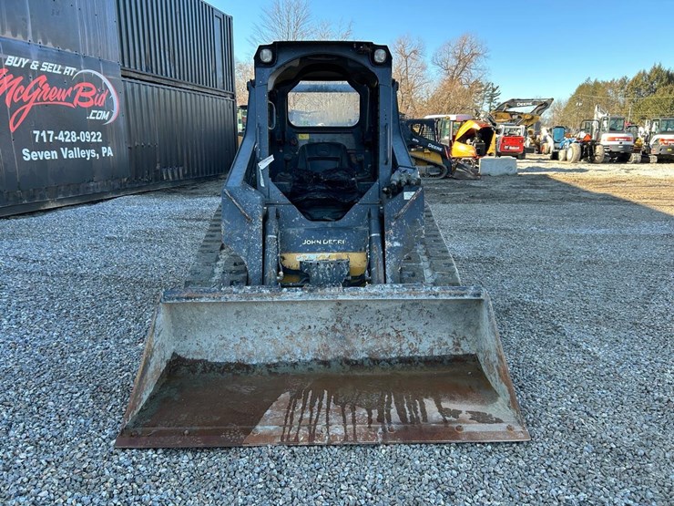 2018-deere-317g-image-7