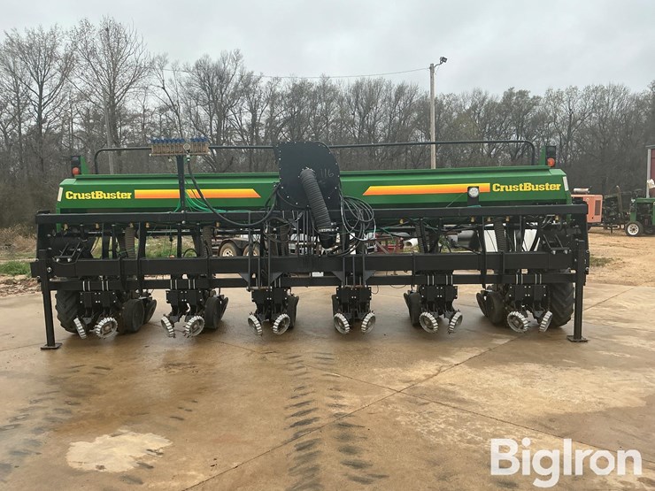 crust-buster-6020-image-2