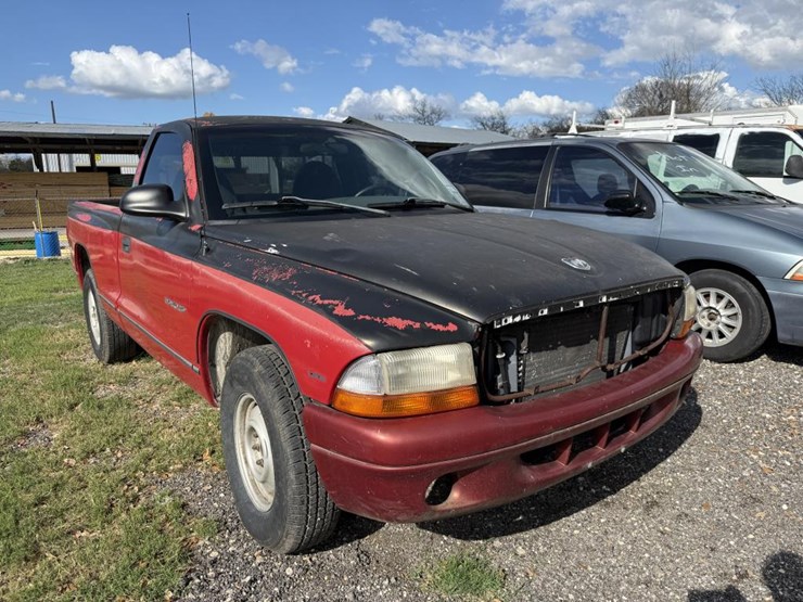1998-dodge-dakota-image-3
