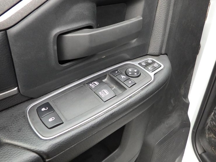 2024-dodge-ram-2500-image-38