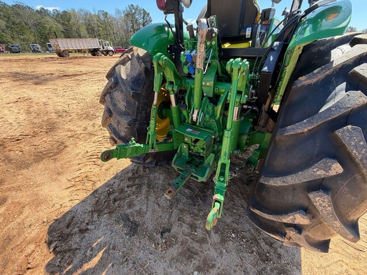 john-deere-5095m-image-11