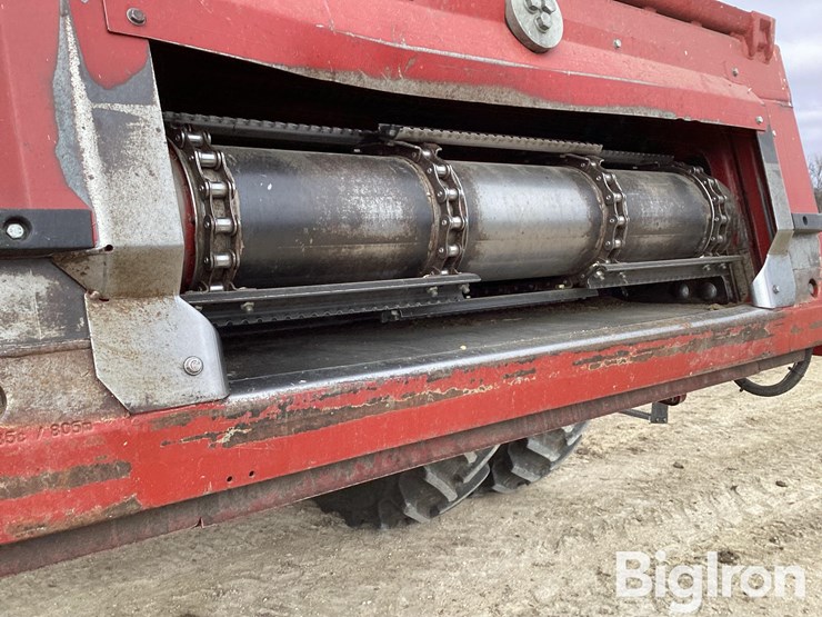 2012-case-ih-7120-image-11