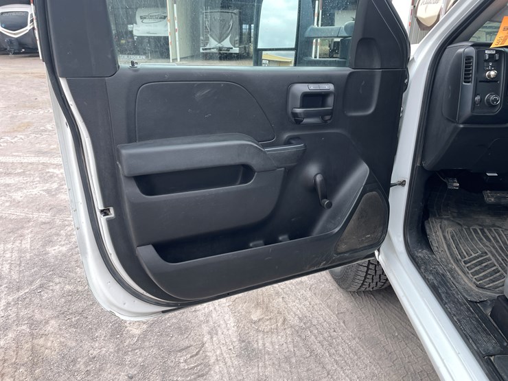 2015-chevrolet-silverado-2500-image-60