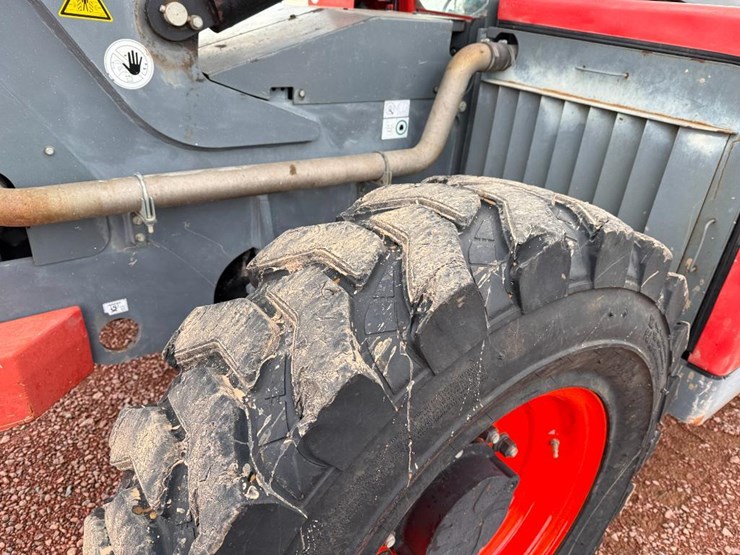 2018-skyjack-sj643th-image-8