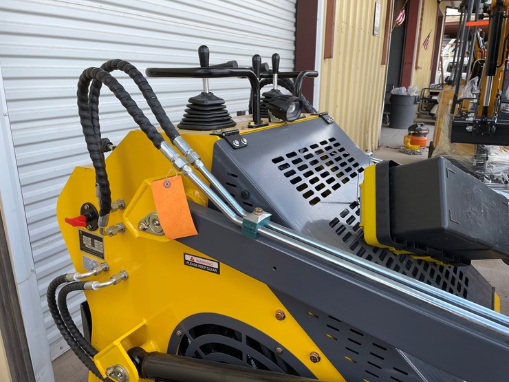 #4310-•-unused-2026-mini-skid-steer-loader-image-24