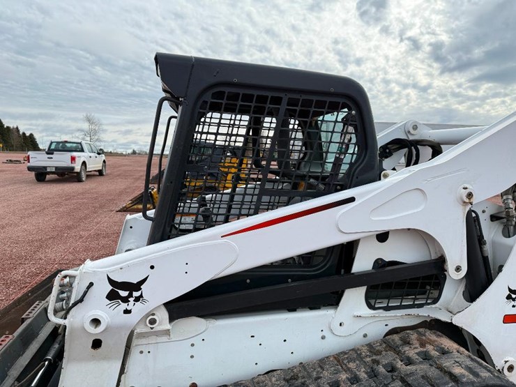 bobcat-t750-image-14