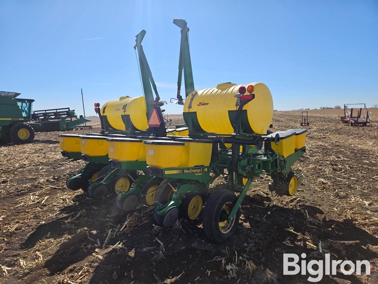 john-deere-7200-image-5