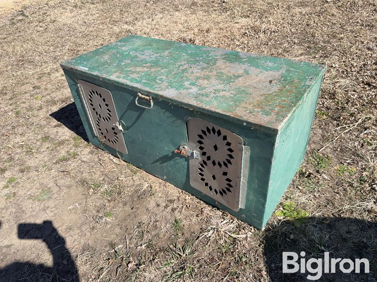 aluminum-dog-box-image-1