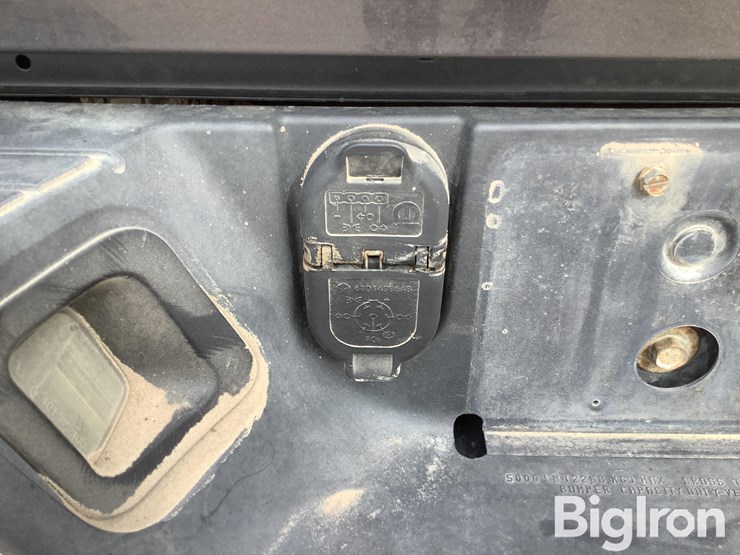 2016-dodge-1500-image-17