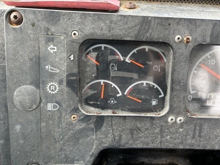 2007-caterpillar-ad55-image-26