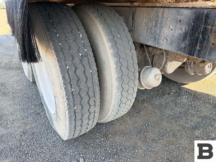 1981-ford-lt8000-image-30