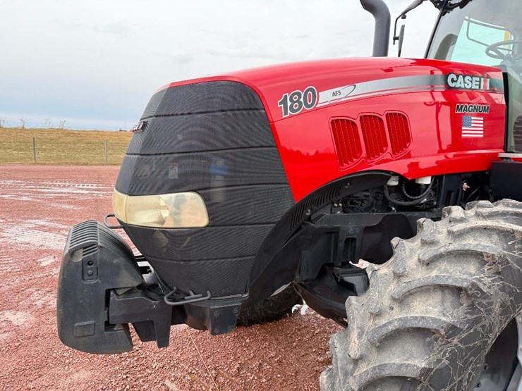 case-ih-magnum-180-image-30