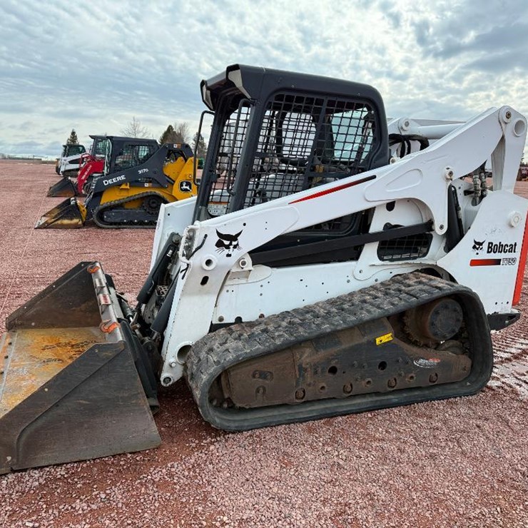 BOBCAT T750