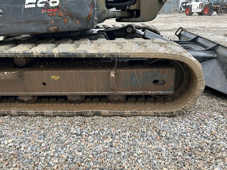 2022-bobcat-e88-image-13