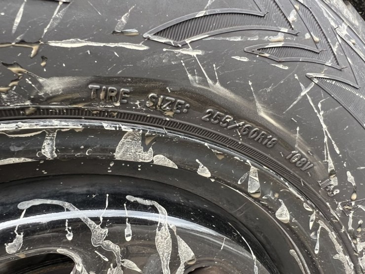 2020-ford-explorer-image-17