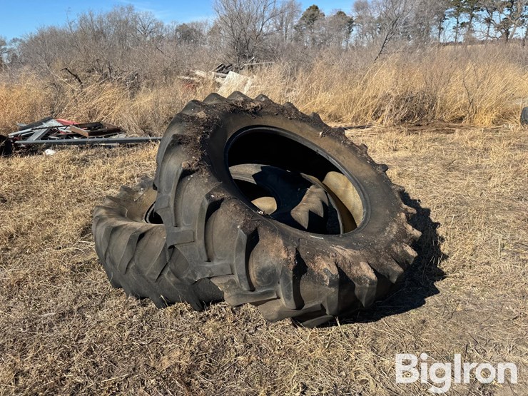 20.8-38-tires-image-3