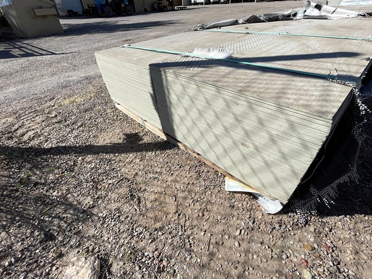 #4349-•-(appx.-90-pieces)-allura-vented-fiber-cement-24"-soffit-bundle-primed-with-cedar-grain-texture-image-14